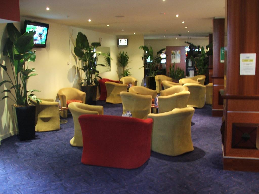New Whyalla Hotel Екстериор снимка